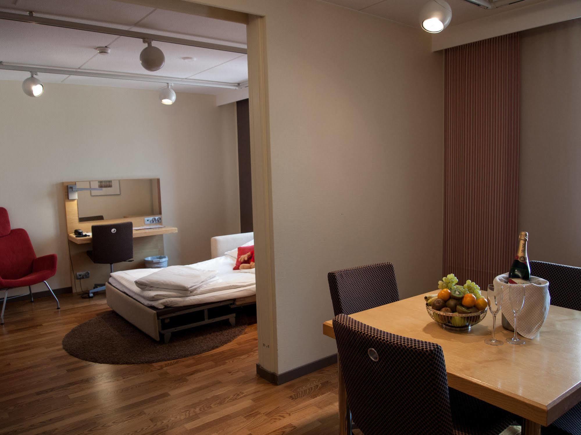 Original Sokos Hotel Vaakuna Kouvola Zewnętrze zdjęcie